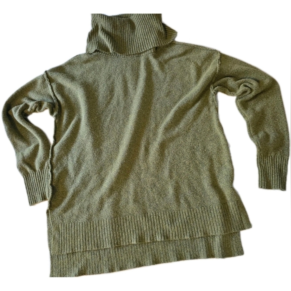 Becca Tilly X Bar III Turtleneck Green Sweater XS Nwt